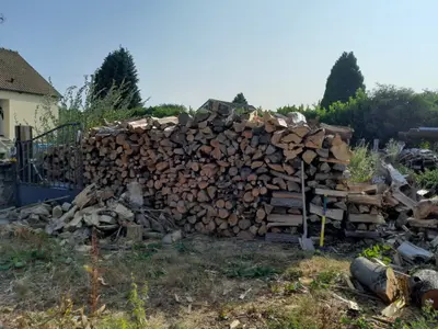 Bois de chauffage hêtre, peuplier,frêne